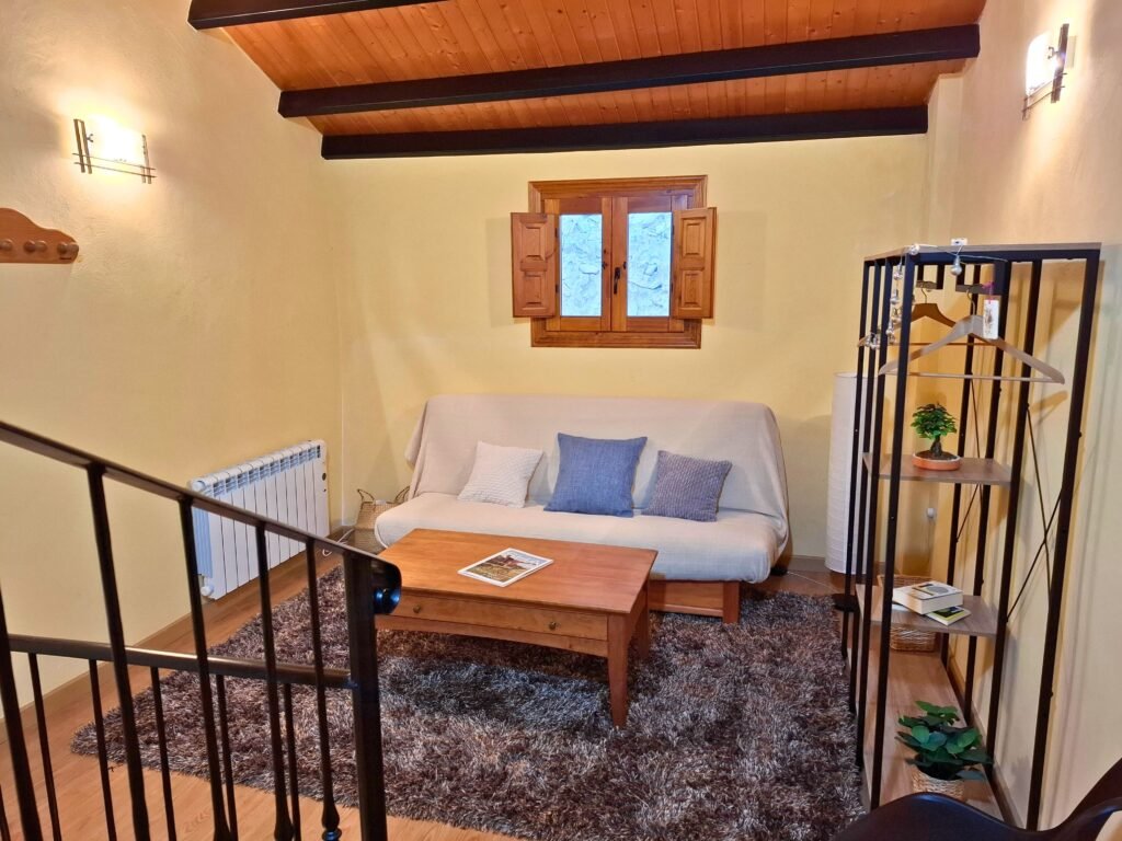 Espacio interior de Casa Rural Castalla, montaña a un paso de la playa en el interior de Alicante